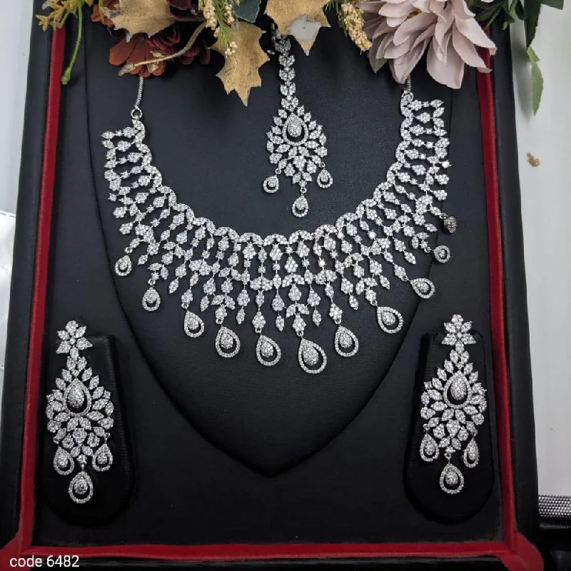 Aamrapali Silver Plated American Diamond Necklace Set