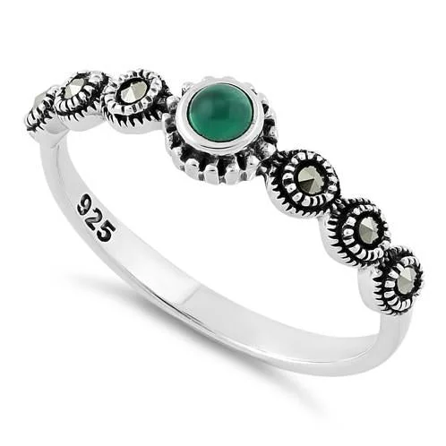 Sterling Silver Small Round Green Agate Marcasite Ring